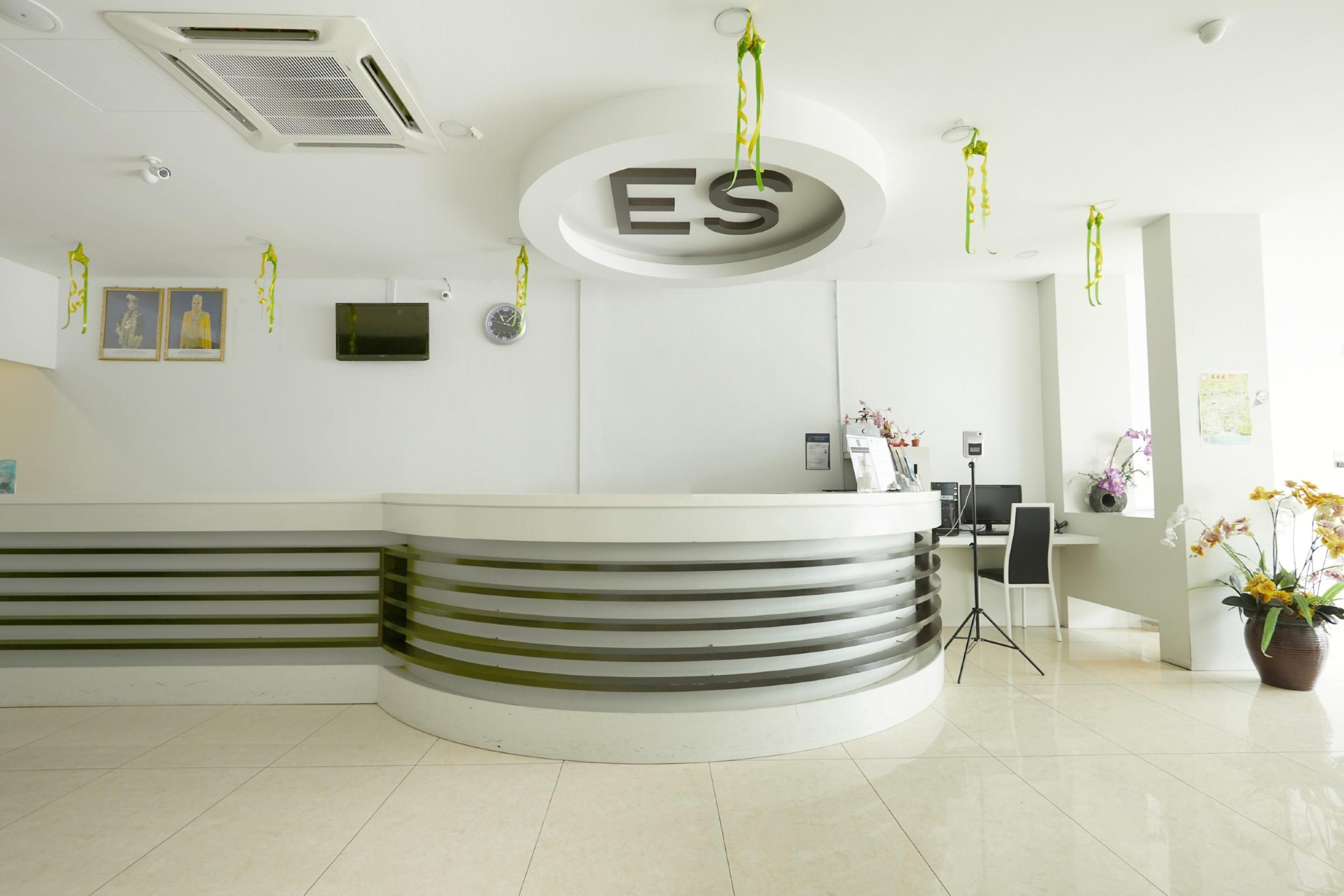East Sun Hotel Sekinchan Exteriör bild